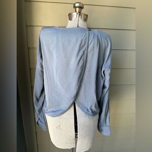 Madewell cropped long sleeve open slit back top